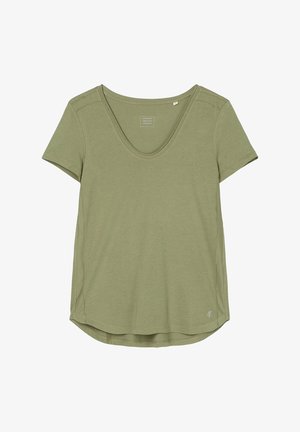 T-shirt pour femmes à manches courtes, vert sauge, en V, avec un ourlet arrondi et un petit logo blanc près du bas.