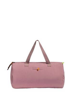 Sac de sport rectangulaire rose doux avec deux poignées, une petite poche avant avec une languette orange et une fermeture éclair.