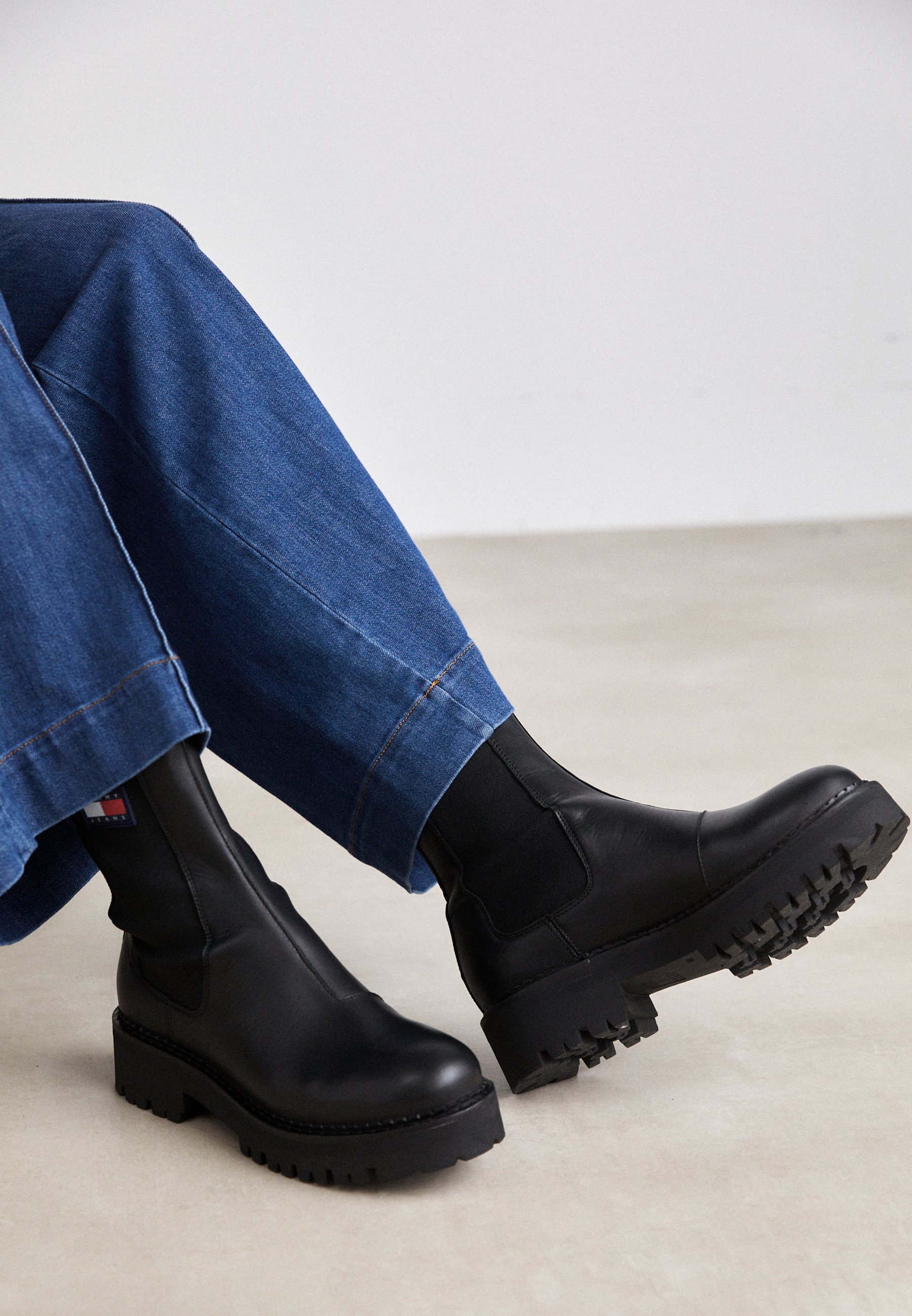 Tommy Jeans URBAN CHELSEA - Platform ankle boots - black - Zalando.co.uk