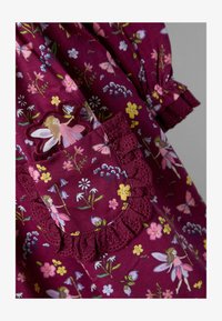 Ikke valgt, berry purple fairy