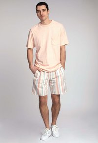 Colours & Sons SLUB - T-Shirt basic - rosa