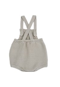 Salopette grigia chiara lavorata a maglia con spalline incrociate, scollatura a costine e vita elasticizzata. Morbida al tatto con un delicato dettaglio di motivo.