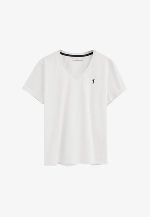 T-shirt blanc à col en V avec manches courtes, petit logo joueur de polo bleu marine sur la poitrine gauche et bordure noire à l'intérieur du col.