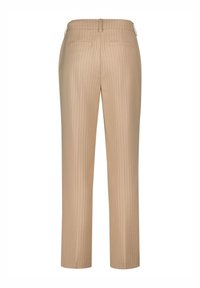 Pantalon beige à rayures verticales fines, tissu lisse, coupe droite, avec deux poches arrière, fermeture éclair et passants pour ceinture.