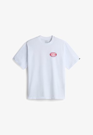 T-shirt bianco in cotone con un logo rosso ovale "VANS" sul lato sinistro del petto. Maniche corte e collo girocollo. Tessuto morbido e liscio.