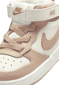 Nike Sportswear COURT BOROUGH MID 2 - Sapatilhas de cano alto - pale ivory hemp sail
