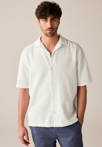 Next TEXTURED SHORT SLEEVE WITH CUBAN COLLAR   - Chemise - white