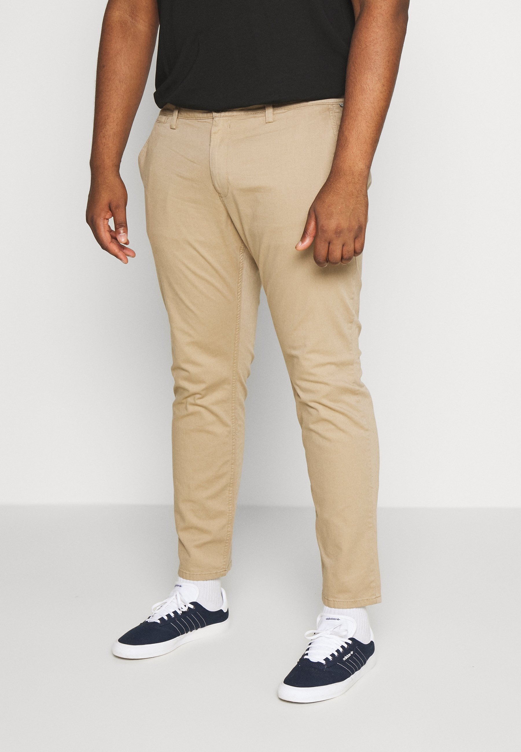 mens beige chino trousers