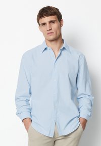 Marc O'Polo REGULAR MIT FINELINER-STREIFEN - Hemd - multi blue heron