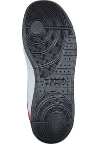 Must musta tald, millel on tekstureeritud mustriga, koos ringjate ja lainekujunditega; keskel on embosed "DADA" logo.