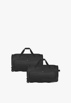 Deux grands sacs de sport noirs à roulettes avec poches avant zippées et doubles poignées sur fond blanc.