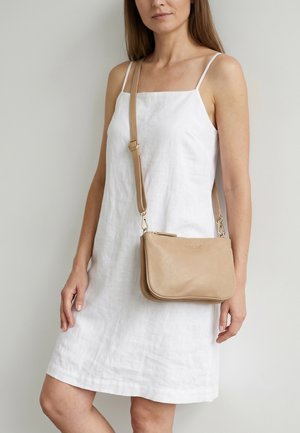 VENEZIA, CROSS BODY BAG - Skuldertasker - beige