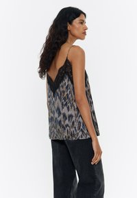 Bimba Y Lola Top - plumancha caqui