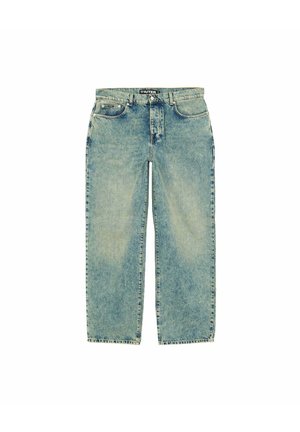 Jean en denim bleu clair taille haute avec une coupe droite décontractée, fermeture à boutons et fermeture éclair à l'avant, et un style à cinq poches.