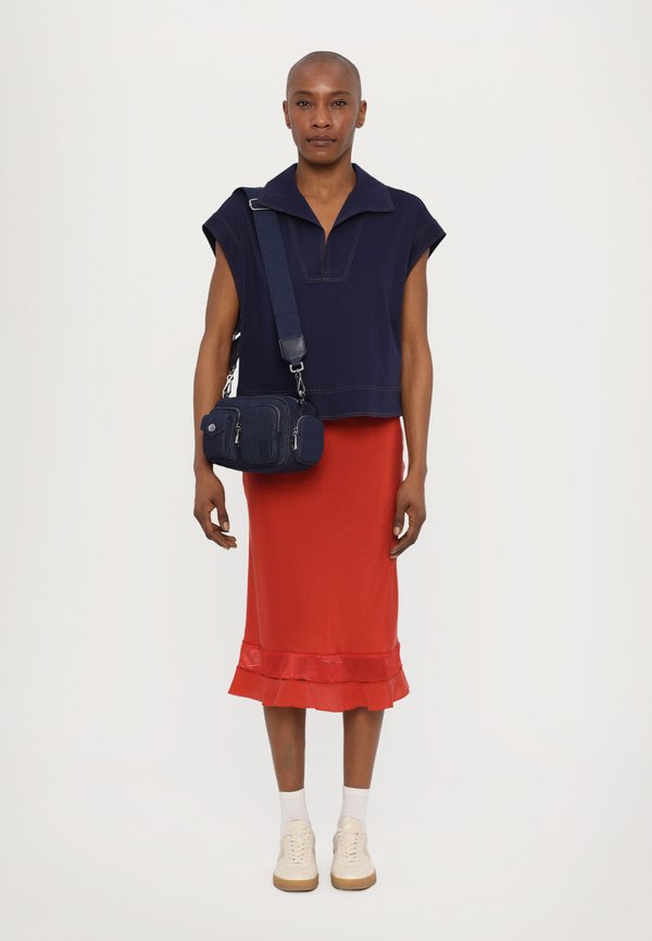 POCKET - Cross body bag - blau denim