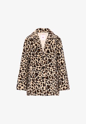 Leopardi-kuosiset tekoturkiskarit, joissa on lovettu kaulus, napitus ja sivutaskut. Kankaan pinta on pehmeä ja tekstuurinen.