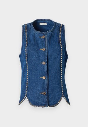 Gilet senza maniche in denim blu scuro con sei bottoni metallici rotondi. Presenta borchie dorate lungo i bordi per un tocco di dettaglio in più.