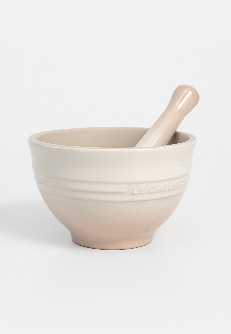 Le Creuset Mortier beige