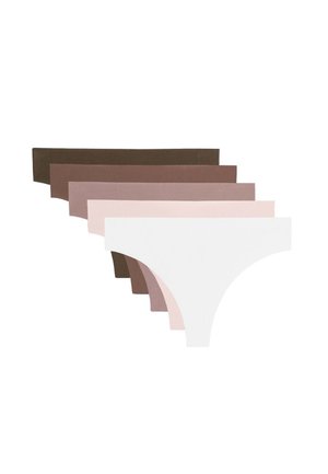 Cinq strings en coton sans couture pour femmes dans un dégradé de couleurs neutres allant du blanc au brun foncé, disposés en chevauchement sur un fond blanc.