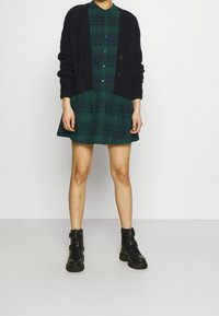 GAP Abito a camicia - black