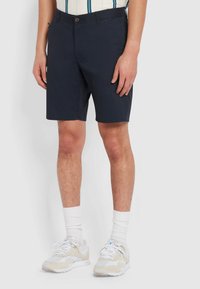 Farah Shorts - true navy