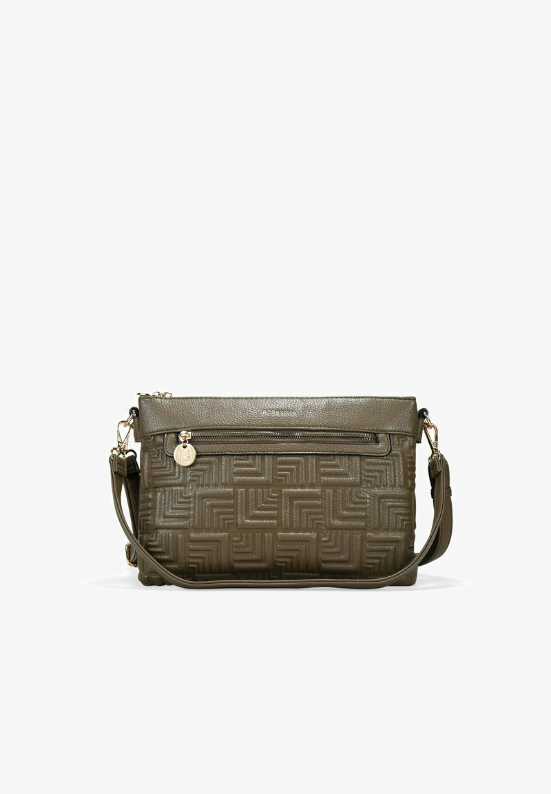 Bolso bandolera sintético de color verde oliva con patrón geométrico en relieve, herrajes dorados, cierre con cremallera y correa ajustable.