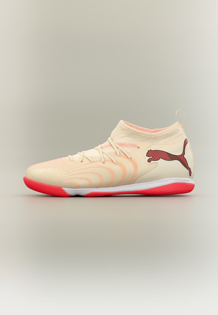 PUMA FUTURE 9 MATCH IT MID JR UNISEX - Indoor football boots - sugared almond/white/ultra red/black