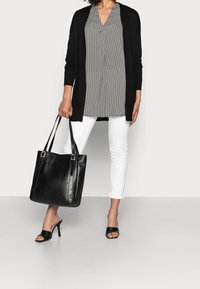 Soyaconcept Chaqueta de punto - black