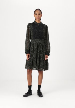 ELIZA DRESS - Košilové šaty - green