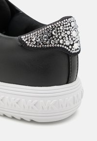 MICHAEL Michael Kors GROVE LACE UP - Sneakers - black