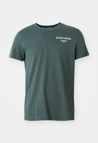 ESSENTIAL  - T-shirts - urban chic