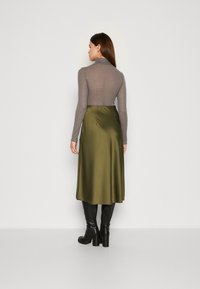 Lindex MARIA - Áčková sukně - dark green