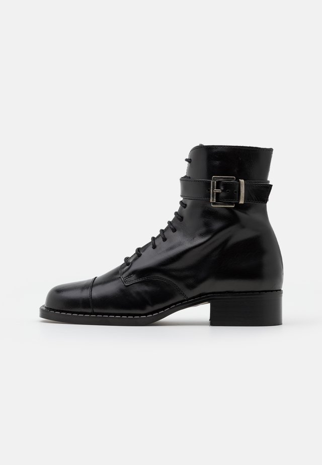BENITO - Bottines à lacets - noir
