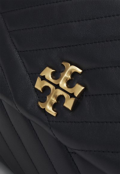Tory Burch KIRA CHEVRON CONVERTIBLE SHOULDER - Cross body bag - black