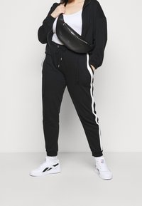 Even&Odd Jogginghose - black
