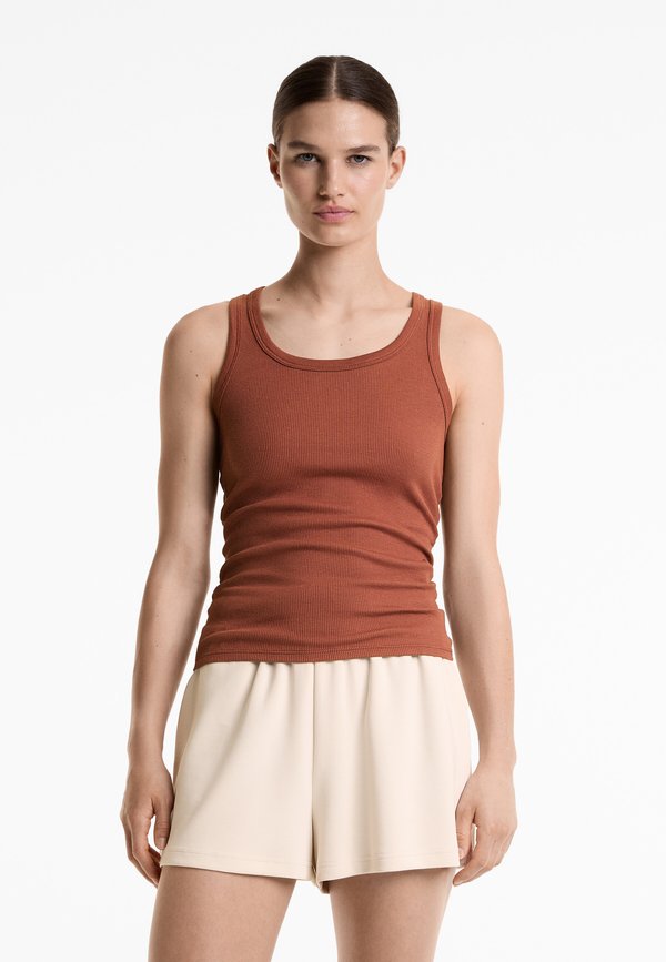 SOFT TOUCH SLEEVELESS RIB - Top