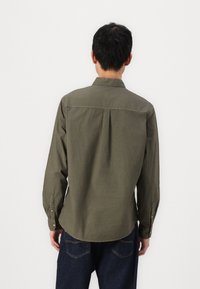 Thumbnail Image 4