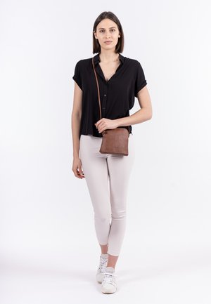 Emily & Noah EMMA - Borsa a tracolla - cognac 700