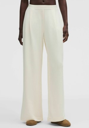 lululemon LIGHTWEIGHT SOFTSTREME MID-RISE PANT REGULAR  WOMEN'S PANTS - Püksid - coconut ivory