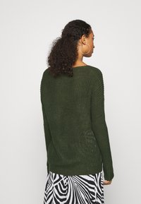 JDY JDYNEW MEGAN NOOS - Strickpullover - forest night