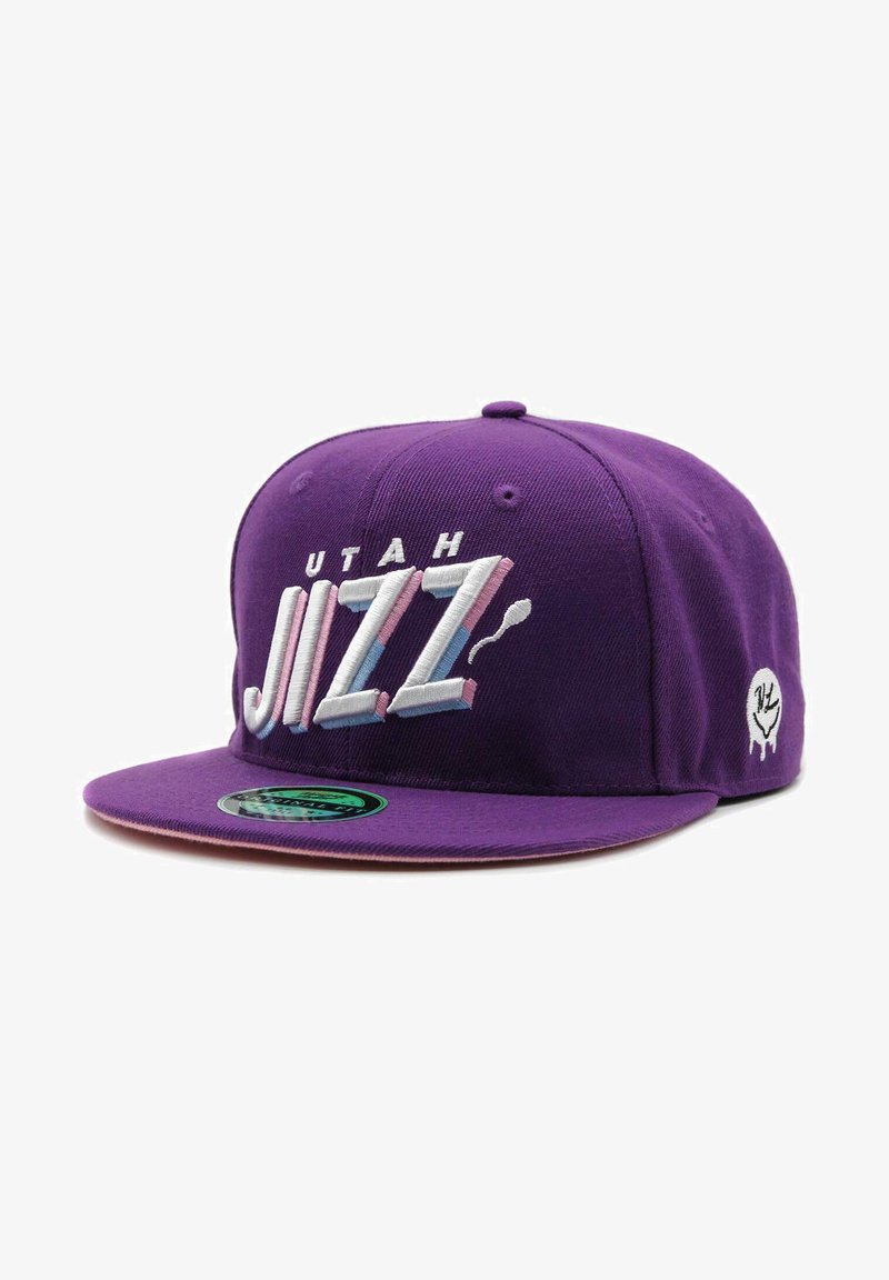Naughty League UTAH JIZZ TEXT LOGO FITTED - Lippalakki - purple