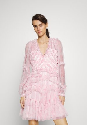 Needle & Thread FLEUR DE LIS RUFFLE MINI DRESS - Cocktail φόρεμα / Φόρεμα για πάρτι - moonshine/pink