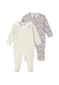Zwei Babystrampler: einer in Beige mit einem Rüschensaum und der andere in Weiß mit einem floralen Muster in Lila und Pink. Beide sind langärmlig.