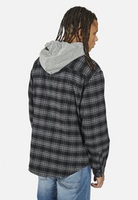 Redefined Rebel DALLAS SHIRT HOOD REGULAR FIT - Camisa - black