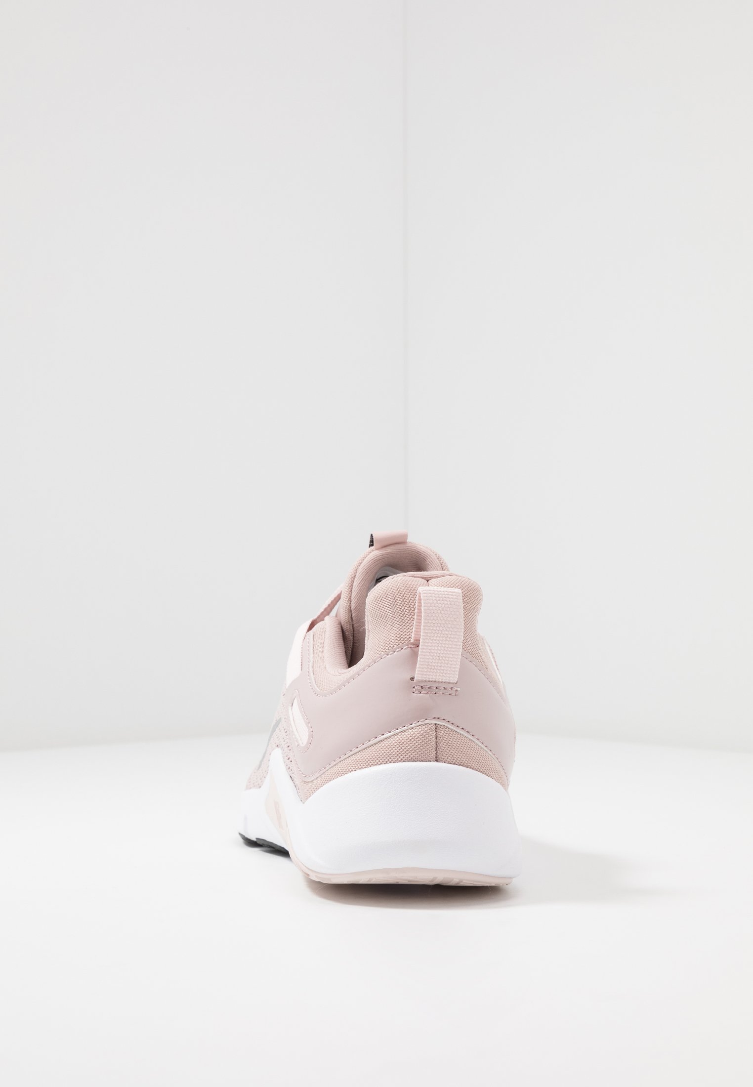 nike performance barely rose