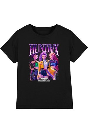 Schwarzes T-Shirt mit drei animierten weiblichen Charakteren unter großem, lila Schriftzug "HUNTRIX" und kleinem Text "K-POP DEMON HUNTERS" darunter.