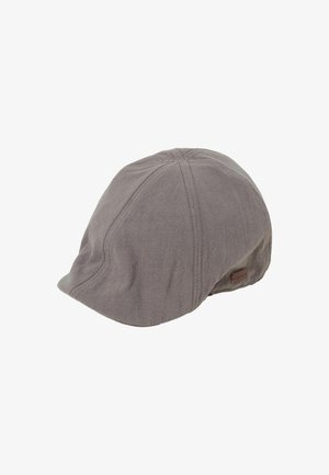 Gray flat cap with stitched panels and a small brown tag on the side, made of soft fabric.