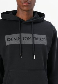 TOM TAILOR DENIM PRINTED  - Bluză de molton - black