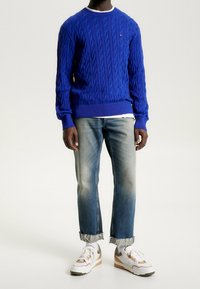 Tommy Hilfiger Sweter