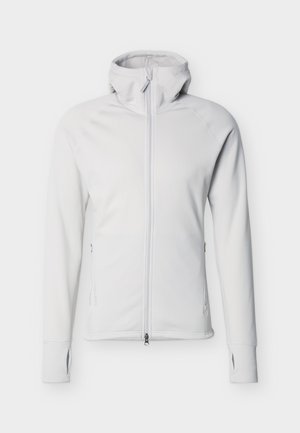 Giacca softshell bianca con cerniera integrale, colletto alto, maniche lunghe, tasche laterali con cerniera e fori per il pollice sui polsini.